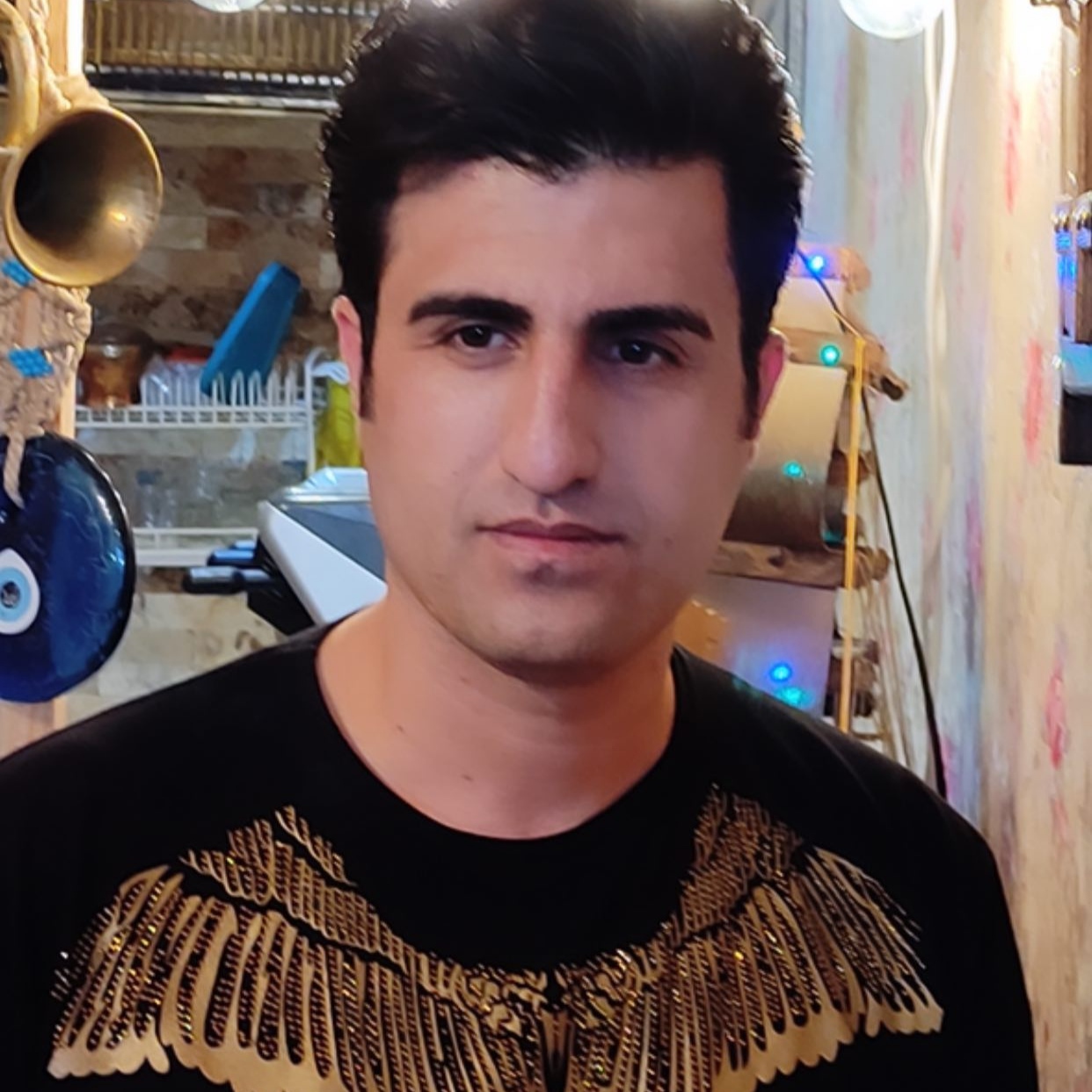 محسن لرستانی وابسته